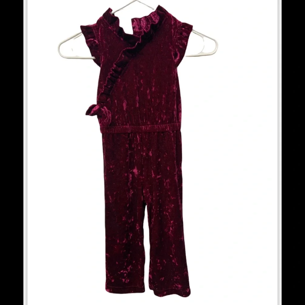 Holiday‎ jumpsuit/Christmas